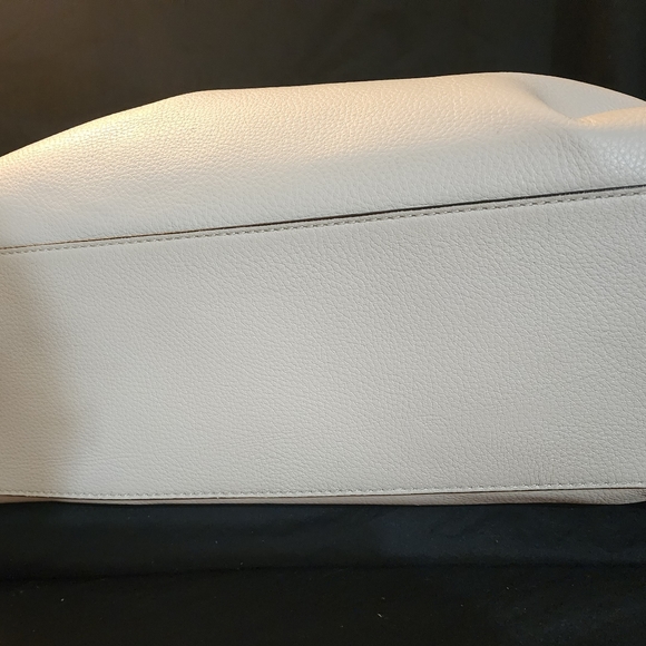 Michael Kors white Hamilton satchel/tote - Picture 3 of 10